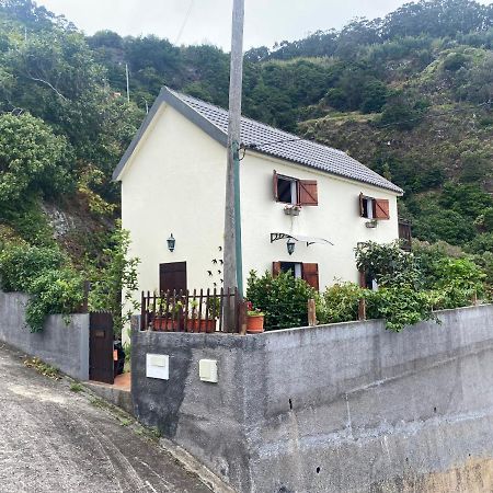 Casa Dias Apartment Porto Moniz Exterior photo