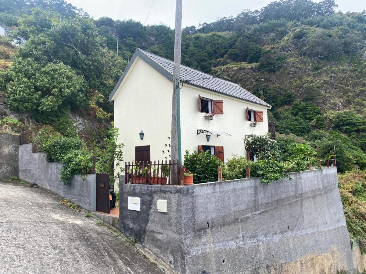 Casa Dias Apartment Porto Moniz Exterior photo